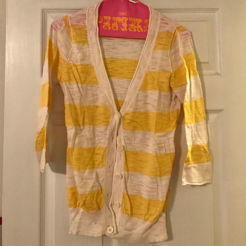 Light weight 3/4 length sweater